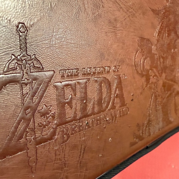 Nintendo Brown Handheld Console Case Zelda Design - Picture 15 of 16